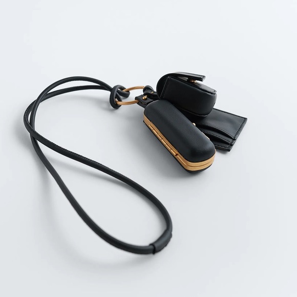 zara multi bolsa pendant